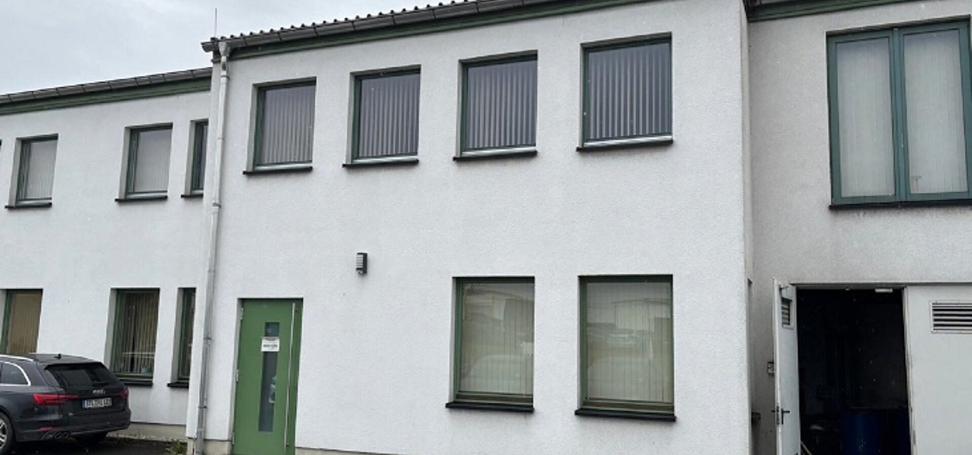 Au&szlig;enansicht B&uuml;ro- und Sozialfl&auml;che
