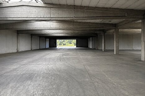 Langenhagen, ca. 1.530 m² Lagerhalle mit Bürofläche zu vermieten Langenhagen, ca. 1.530 m² Lagerhalle mit Bürofläche zu vermieten