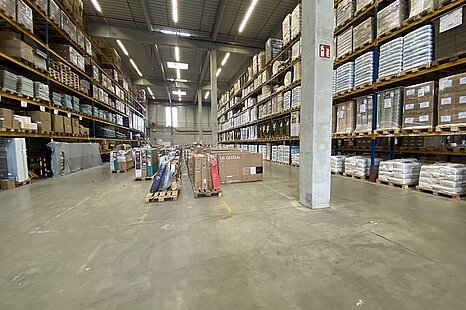 Plattling, ca. 4.000 m² Hallenfläche zzgl. Bürofläche zu vermieten Plattling, ca. 4.000 m² Hallenfläche zzgl. Bürofläche zu vermieten