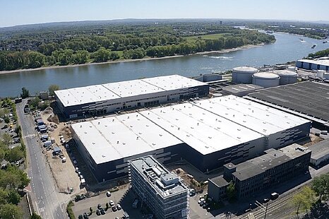 K&ouml;ln | ca. 33.987 m&sup2; Neubaufl&auml;che | DGNB- Gold | Rampen | ebenerdig | 24/7 | teilbar