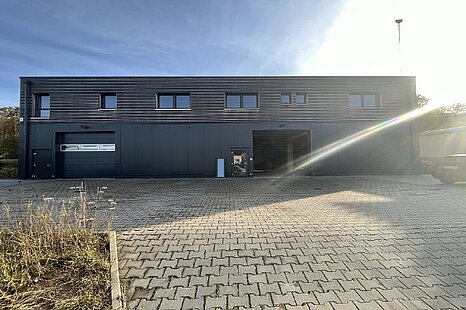 Lager/Produktionsfläche in idealer Lage zu vermieten! Lager/Produktionsfläche in idealer Lage zu vermieten!