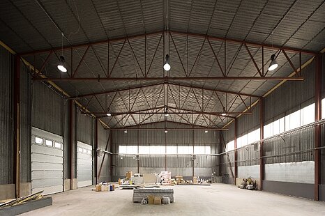 Bamberg, ca. 6.000 m&sup2; Hallenfl&auml;che im Hafen zu vermieten
