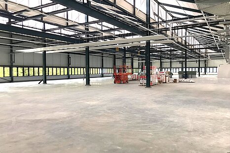 Neufahrn, ca. 3.000 m² hochwertige Produktionsfläche m² Büro zu vermieten Neufahrn, ca. 3.000 m² hochwertige Produktionsfläche m² Büro zu vermieten