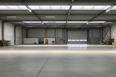 Hochwertige Lager-/Produktionsfläche in Top-Lage zu vermieten! Hochwertige Lager-/Produktionsfläche in Top-Lage zu vermieten!
