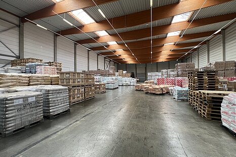 PROVISIONSFREI: ca. 9.800 m&sup2; Lagerfl&auml;chen im Hamburger Hafen