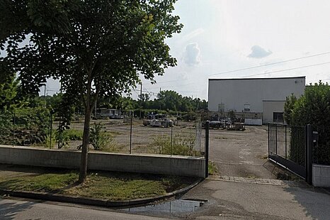 Fürth, ca. 4.500 m² attraktive Gewerbegrundstücksfläche in hervorragender Sichtlage zu verkaufen Fürth, ca. 4.500 m² attraktive Gewerbegrundstücksfläche in hervorragender Sichtlage zu verkaufen
