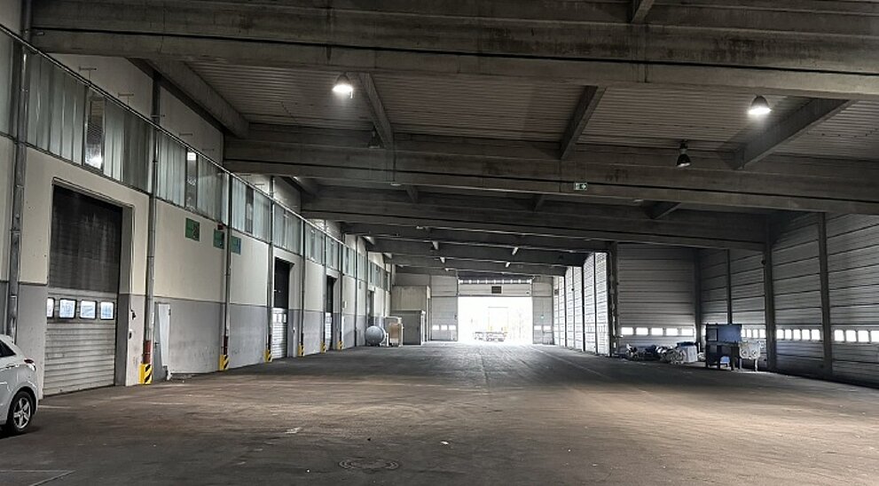 Verladehalle
