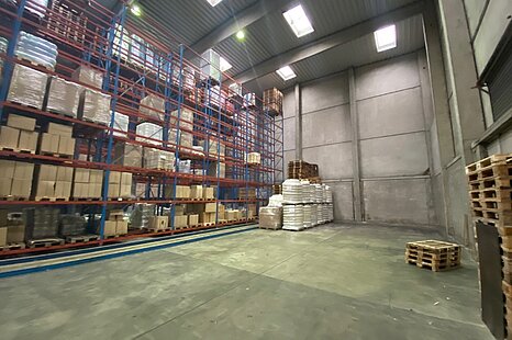 HH-City-S&uuml;d, ca. 1.650 m&sup2; ebenerdiges Hochregallager mit B&uuml;roanteil