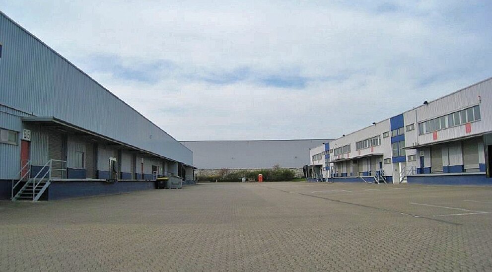 Außenansicht Hallenflächen