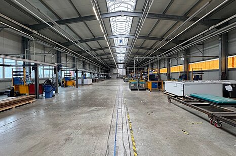 Flexible Logistik- und Produktionsfl&auml;chen in Sichtweite zur B27