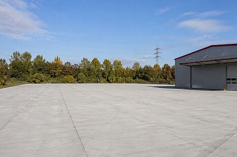 Höchstadt an der Aisch, ca. 20.000 m² teilbare Freifläche zu vermieten Höchstadt an der Aisch, ca. 20.000 m² teilbare Freifläche zu vermieten