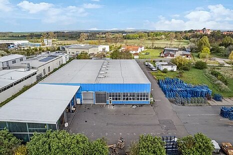 ca. 2.300 m² Lager- und Produktion | überdachtes Außenlager | Portalkräne | großes Grundstück ca. 2.300 m² Lager- und Produktion | überdachtes Außenlager | Portalkräne | großes Grundstück