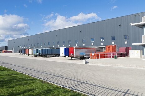 Hochwertige Logistikhalle in Top-Lage zu vermieten! Hochwertige Logistikhalle in Top-Lage zu vermieten!