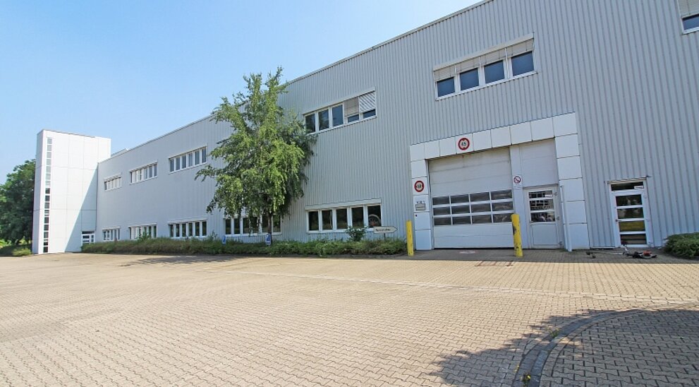 Andienung Hallenfl&auml;che 2