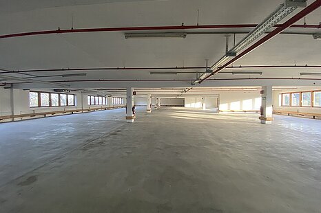 Ingolstadt, ca. 6.000 m² Hallenfläche auf zwei Ebenen zu vermieten Ingolstadt, ca. 6.000 m² Hallenfläche auf zwei Ebenen zu vermieten