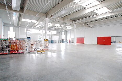 Ingolstadt, ca. 1.400 m² Hallenfläche zzgl. Büro zu vermieten Ingolstadt, ca. 1.400 m² Hallenfläche zzgl. Büro zu vermieten