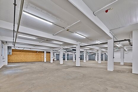 Hohenbrunn, ca. 1.000 m² Lager- und Büroflächen zu vermieten Hohenbrunn, ca. 1.000 m² Lager- und Büroflächen zu vermieten