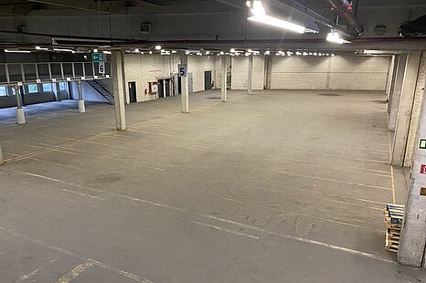 Kurzfristig verf&uuml;gbar | 3 Laderampen | Mezzanine
