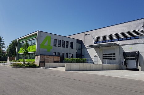 NEUBAU ca. 10.000 qm Lager- / Logistik- / Produktionsflächen | Rampe + ebenerdig | ca. 10,50 m UKB NEUBAU ca. 10.000 qm Lager- / Logistik- / Produktionsflächen | Rampe + ebenerdig | ca. 10,50 m UKB
