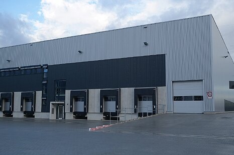 Hochwertige Lager-/ Logistikfl&auml;chen zu vermieten!
