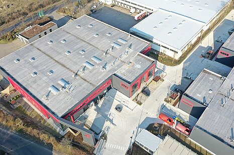 Provisionsfrei - Halle mit B&uuml;ro an der A10!