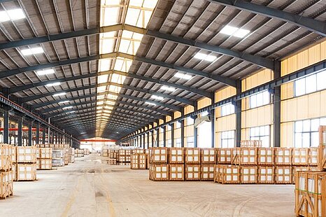 ca. 4.500 m² | Lager-/Produktionshalle | 7 m UKB | GE ca. 4.500 m² | Lager-/Produktionshalle | 7 m UKB | GE