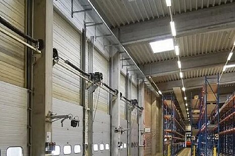 sofort verfügbar I ca. 4.000 m² Lager- und Logistikfläche mit Rampen sofort verfügbar I ca. 4.000 m² Lager- und Logistikfläche mit Rampen