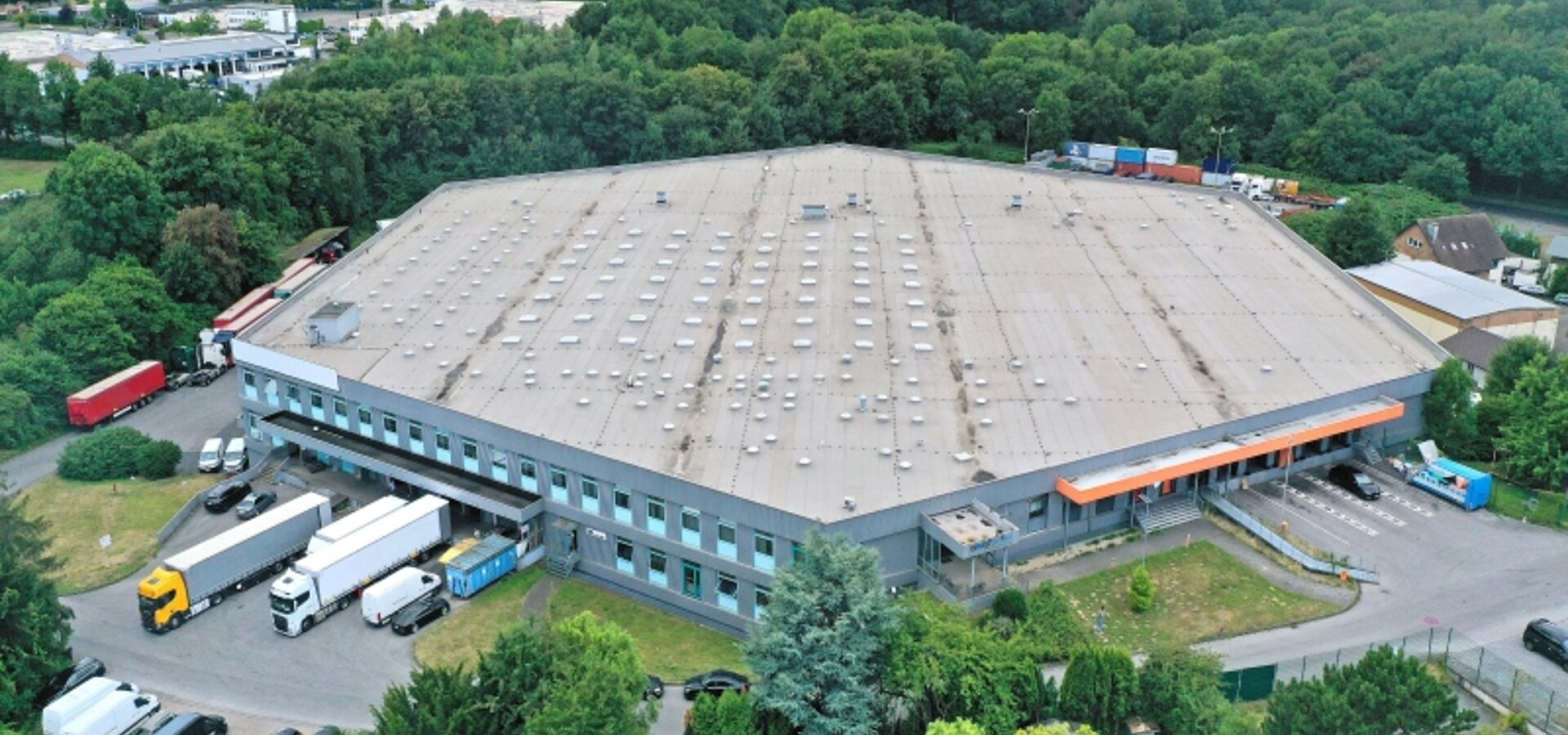 Au&szlig;enansicht Hallenfl&auml;che