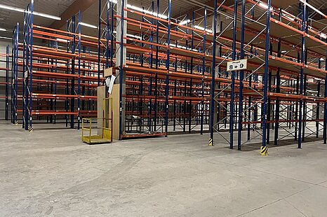 Vielseitige Hallenflächen mit Büro – sofort verfügbar Vielseitige Hallenflächen mit Büro – sofort verfügbar
