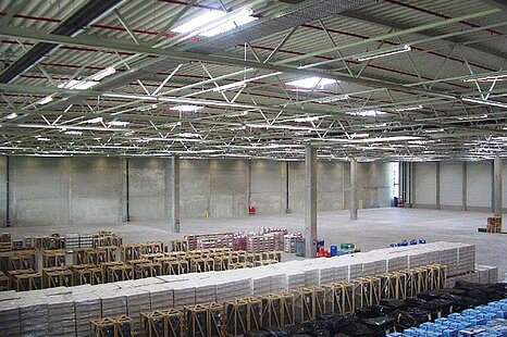Ab sofort verfügbar - ca. 2.800 m² Lagerfläche zu vermieten Ab sofort verfügbar - ca. 2.800 m² Lagerfläche zu vermieten