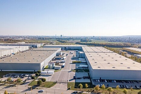 NEUBAU: ca. 15.000 qm Lager / Logistik | mehrere Rampen + ebenerdig | ca. 10,00 m UKB! NEUBAU: ca. 15.000 qm Lager / Logistik | mehrere Rampen + ebenerdig | ca. 10,00 m UKB!