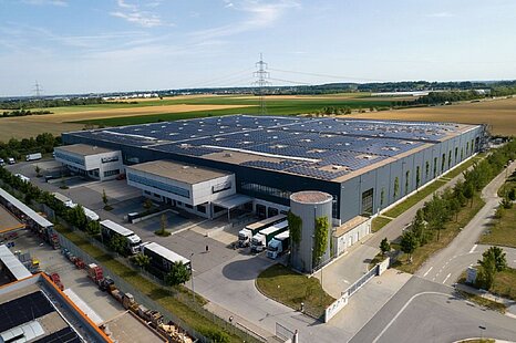 ca. 6.940 m² modernes, repräsentatives Logistikzentrum in Sichtlage zur A94 zu vermieten ca. 6.940 m² modernes, repräsentatives Logistikzentrum in Sichtlage zur A94 zu vermieten