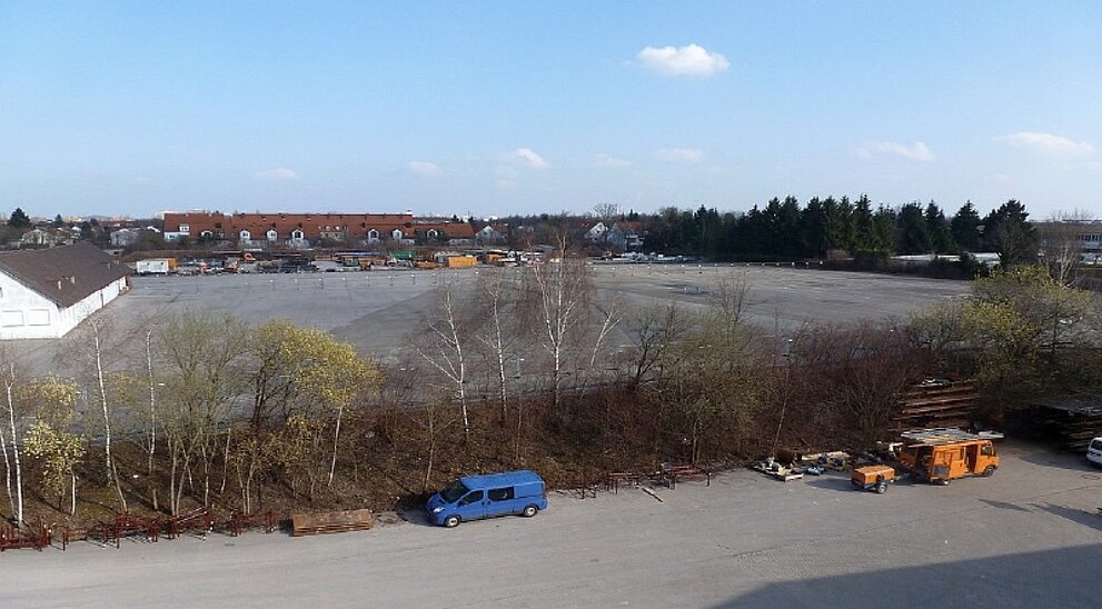 Freifläche Groß