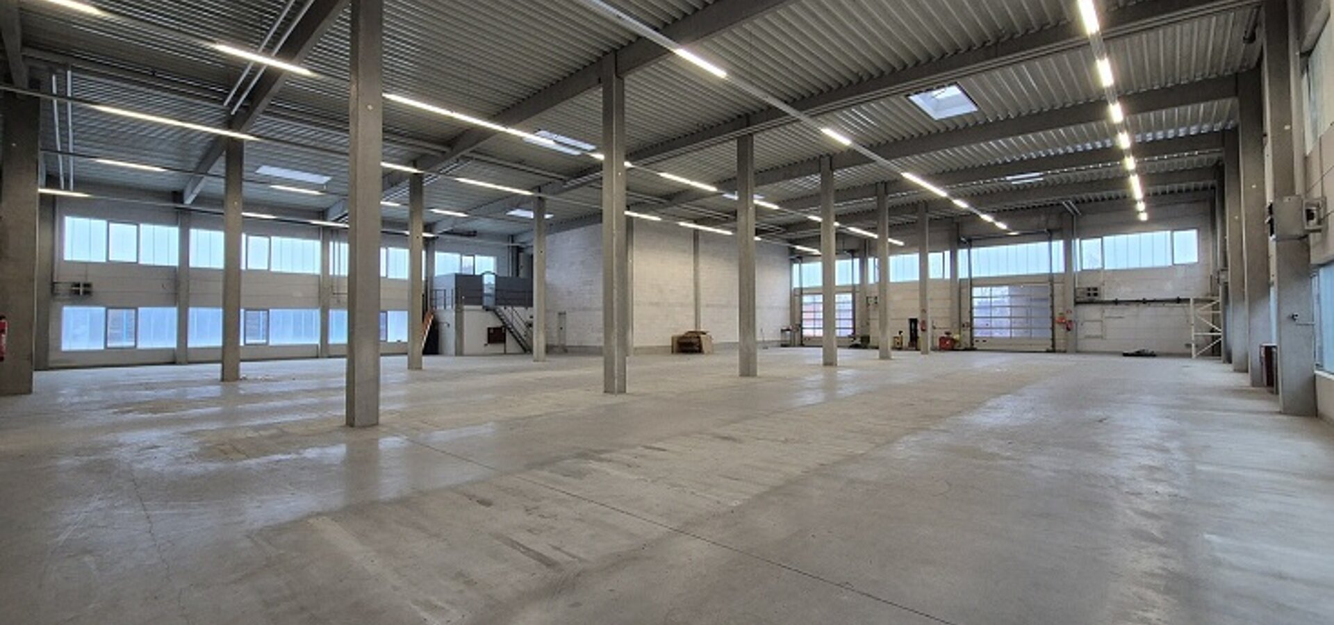 Innenansicht Halle Hochregallager
