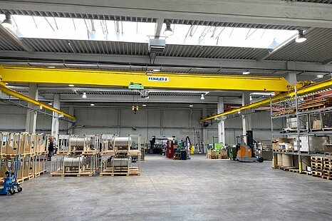 Kranhalle mit 8,50 m UKB in Top-Lage zu vermieten!