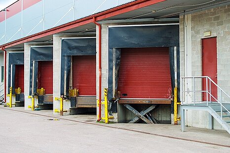 Würzburg, ca. 6.500 m² Lager-/ Produktionsfläche zu vermieten Würzburg, ca. 6.500 m² Lager-/ Produktionsfläche zu vermieten