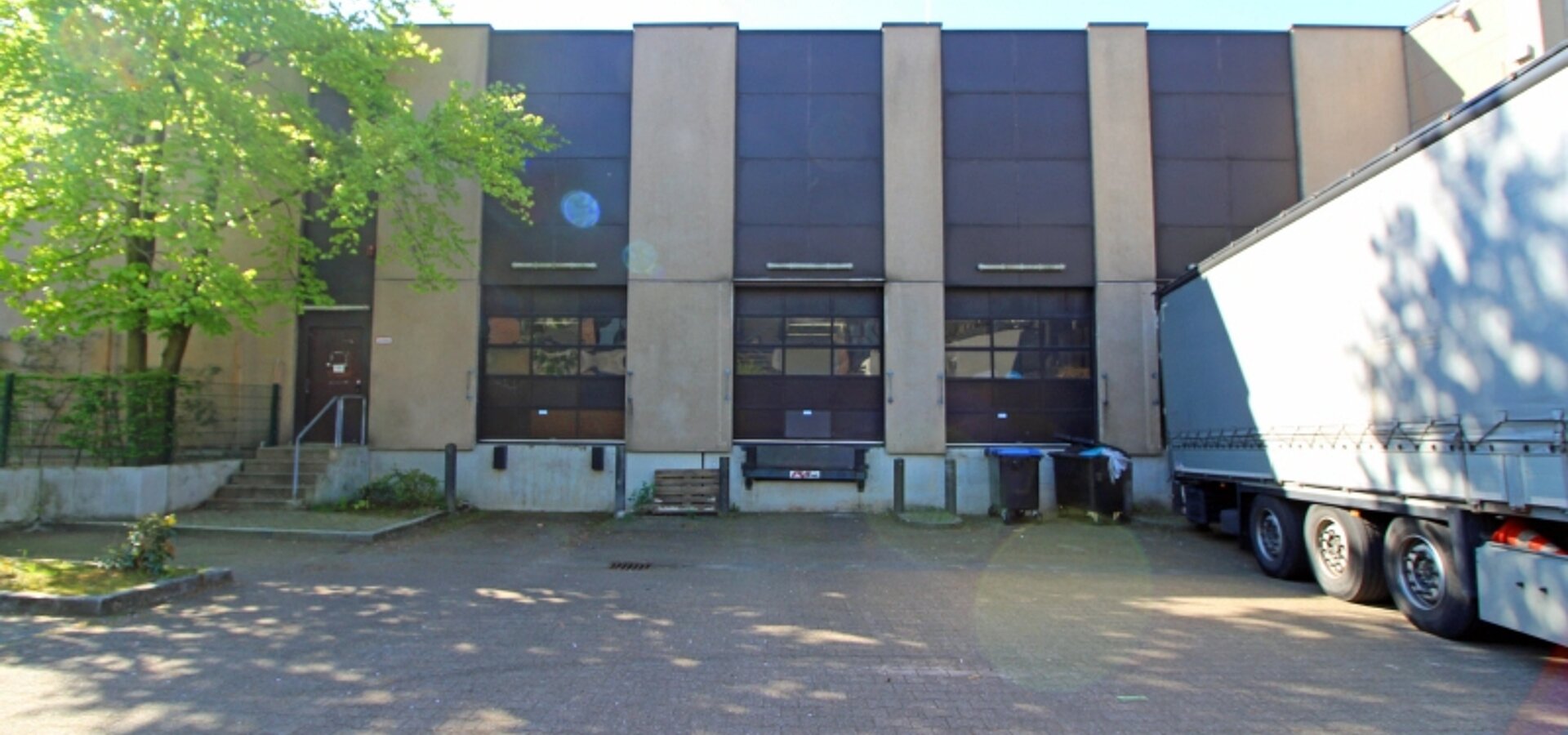 Au&szlig;enansicht Andienungen
