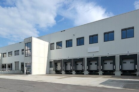 7.300 m² | Logistikhalle | 10m UKB | Provisionsfrei 7.300 m² | Logistikhalle | 10m UKB | Provisionsfrei