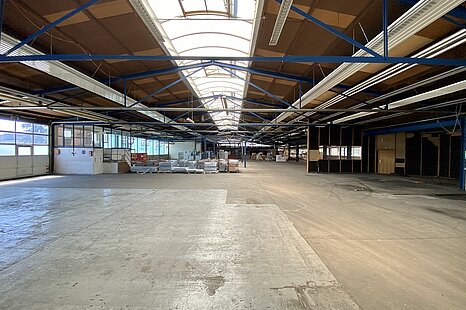 Oyten bei Bremen, ca. 2.750 m² teilbare Hallenfläche zu vermieten