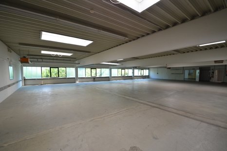 BARSBÜTTEL | ca. 500 m² LAGER | PRODUKTION | BEHEIZT |