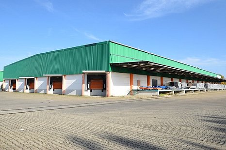 Oschersleben | ca. 15.000 m² | Lager & Logistik | Rampe | Teilbar ab 5.000 m²